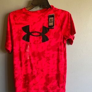 Under Armour Neon Red Camo Short Sleeve Training Tee
